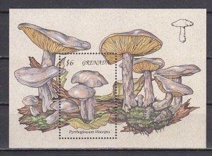 Grenada, Scott cat. 2325. Mushrooms s/sheet.