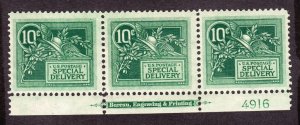 US E7 10c Special Delivery Mint Plate # 4916 Strip of 3 VF OG H SCV $300