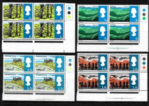 GB QEII, 1966 SG689 -92. LANDSCAPES (Ord) Traffic Light BLOCKS OF FOUR - VLMM