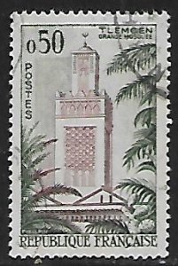 France # 946 - Tlemcen Mosque - used..... [GR33]