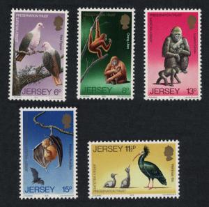 Jersey Pigeon Ibis Orang-utan Gorilla Birds Wildlife 5v 3rd issue SG#217-221