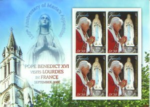 Pope Benedict XVI- First Visit France (TUVA08018)*