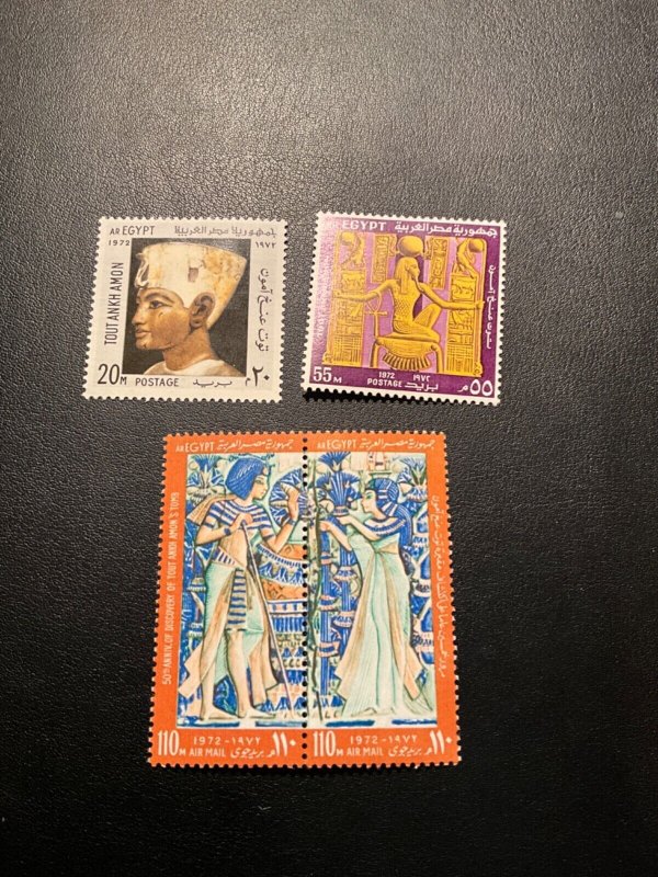 Stamps Egypt Scott# 915-6, C143a hinged