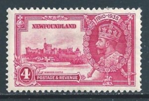 Newfoundland #226 MH 4c Silver Jubilee Issue