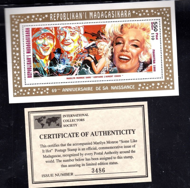 MALAGASY #1292 1995 MARILYN MONROE MINT VF NH O.G S/S W/CERT.