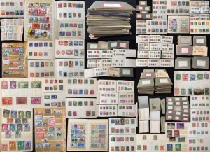 World Switz Czech Box of Approval Books(Many 100s) MK3177  6kg