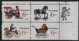 1418b 6c Christmas Toys Block of 4