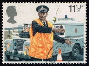Great Britain #876 Constable Directing Traffic; Used (0.25) (4Stars)