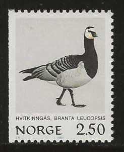 Norway #821   MNH