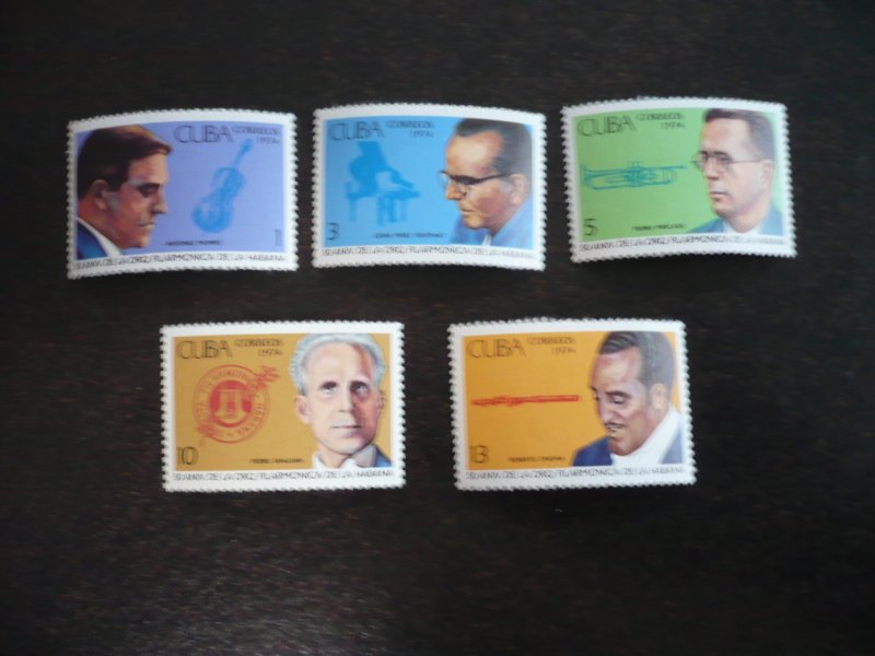 Stamps - Cuba - Scott# 1900-1904 - Mint Hinged Set of 4 Stamps