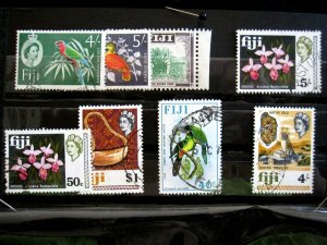 FIJI - ASSORTMENT 8 STAMPS - CAT VAL 18.00 (3)