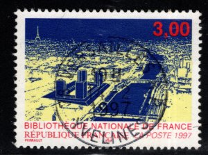 France Scott 2551  Used Paris stamp