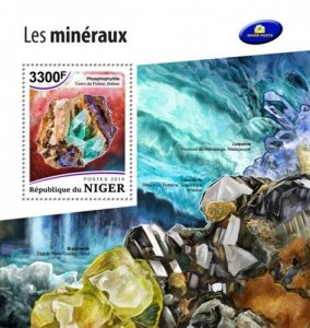 Niger - 2018 Minerals on Stamps - Stamp Souvenir Sheet - NIG18517b