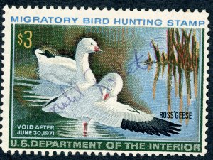 #RW37 – 1970 $3.00 Ross' Geese. Used.