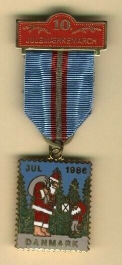 Denmark. Christmas Seal 1986 Walk Medal 10 years. Santa, Tree,Light.