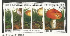 Benin, Postage Stamp, #1029-1033 Used, 1997 Mushrooms
