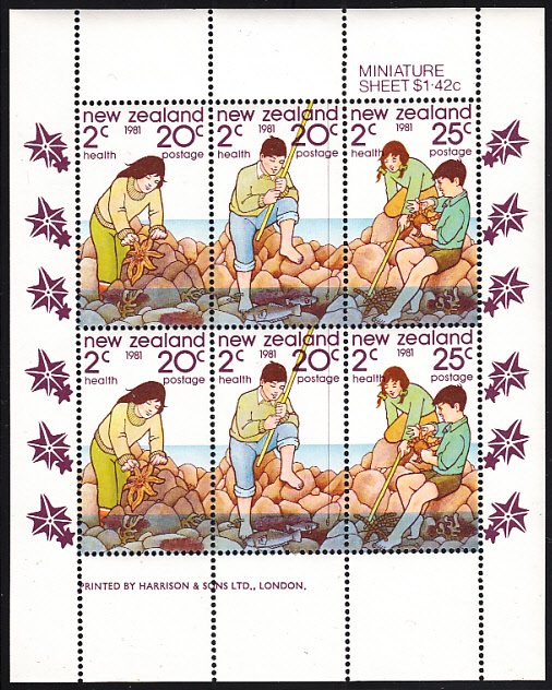 New Zealand 1981 MNH Sc #B111a Minisheet of 6 Health stamps - Children at roc...