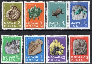 Thematic stamps HUNGARY 1969 MINERALS 2463/70 mint