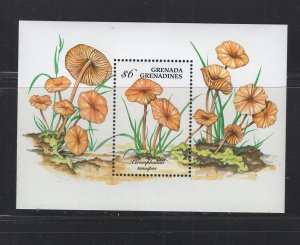 Grenada - Grenadines  #1655  (1994 Mushrooms sheet) VFMNH CV $4.75