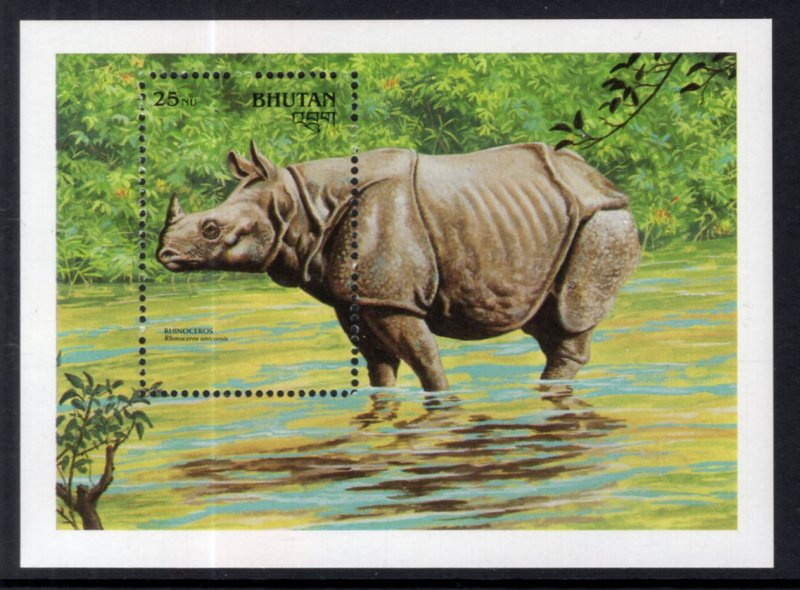 Bhutan 930 Rhinoceros Souvenir Sheet MNH VF