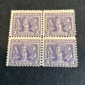 Scott #537-3 cent victory  block of 4 Mint never hinged 1919-US