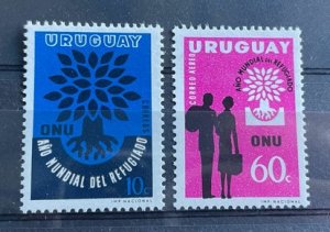 (572) URUGUAY 1960 : Sc# 657+C207 MNH VF WORLD REFUGEE YEAR UPROOTED OAK ONU