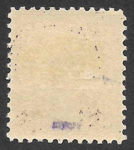 Doyle's_Stamps: MH 1927 3c Lincoln, Scott #635*