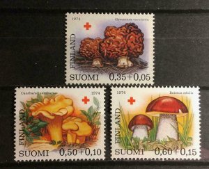 FINLAND Sc. B200-B202 Mushrooms 1974 MNH