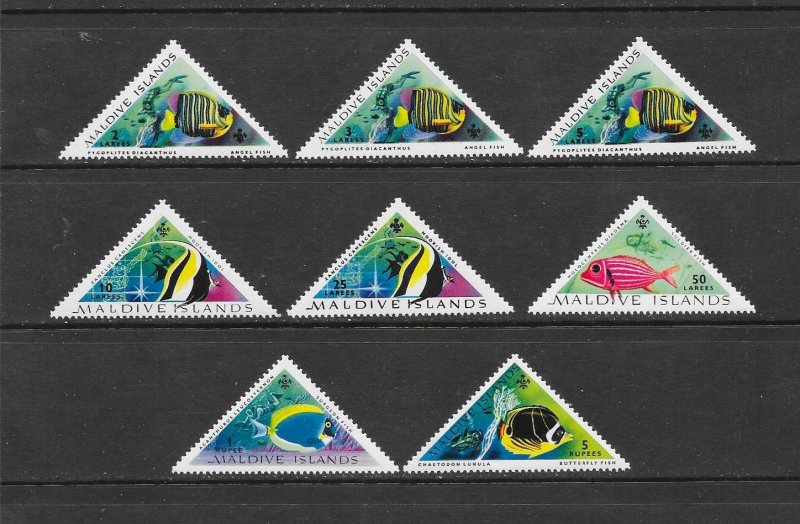 FISH - MALDIVES #109-16 MNH