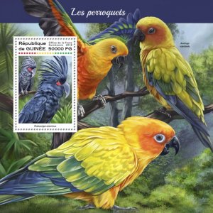 GUINEA - 2018- Parrots - Perf Souv Sheet - Mint Never Hinged