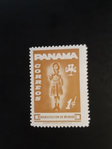 +Panama #RA61          Used