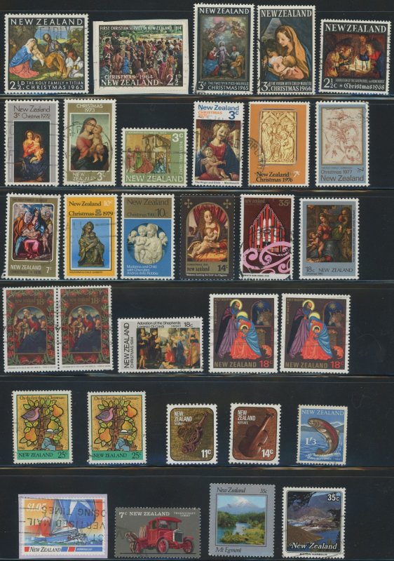 New Zealand - Approx 100 different used stamps