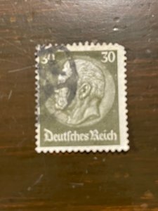 Germany SC 426 Used 30pf President Paul Von Hindenburg (1) -VF/XF