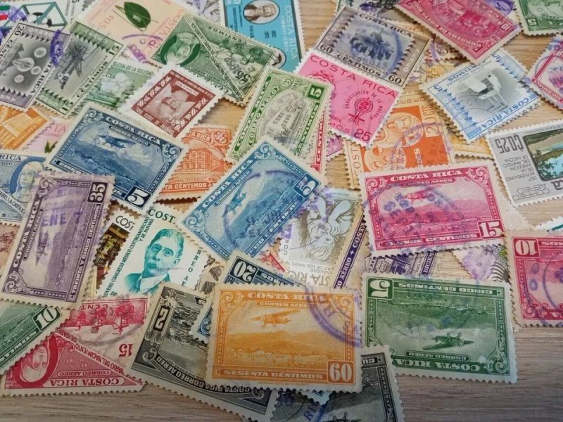Costa Rica 220 used different old postage stamps ✨Very good value
