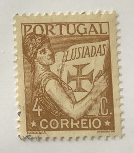 Portugal 1931-38 Scott 497 used -  4c, Portugal holding a volume of the Lusiadas