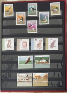 COLLECTION OF BIRDS MNH STAMPS FROM DIFF. COUNTRIES IN AN ALBUM - 210 STAMPS