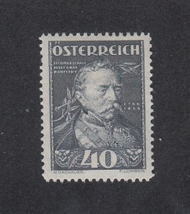 Austria Scott #B135 MH