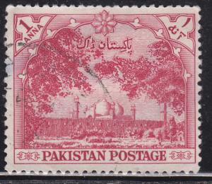 Pakistan 68 Badshahi Mosque 1954
