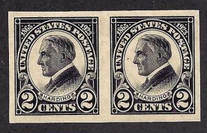 611 Mint,OG,NH... Pair... SCV $21.00