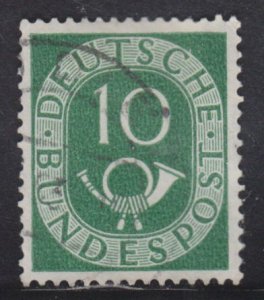 Germany 675 Post Horn 10pf 1951