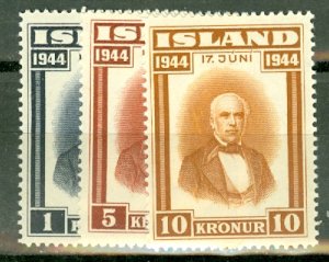 P: Iceland 240-5 MNH CV $95; scan shows only a few