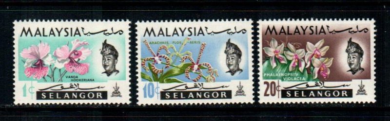 Selangor #121a, 125a, 127a  MNH  Scott $16.10
