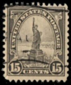 US Stamp #696 - Statue of Liberty Regular Issue 1931