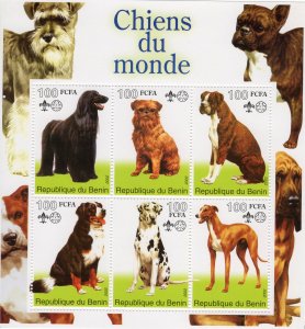 Benin - 2002  DOGS OF THE WORLD - SCOUT EMBLEM Sheetlet (6) Perforated MNH