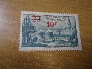 France  #  413    Mint NH