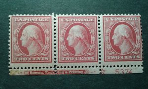 US #332 MNH plt # strip with inscription (middle stamp is hinged) e208 10941