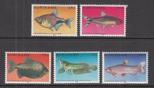 Suriname 557-561 Fish MNH VF