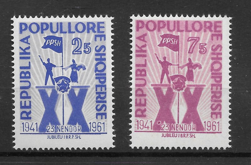 ALBANIA MNH SET SC#602-603 WORKER FARM EMBLEM SCV$2.90