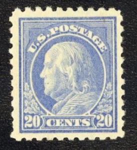 #476, VF/XF-OG-hinge mark. Cat $225