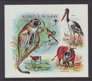 Guinea 1075 Animals Souvenir Sheet MNH VF